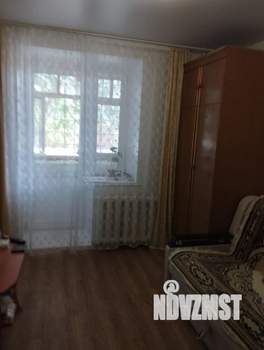 2-к квартира, вторичка, 50м2, 1/10 этаж