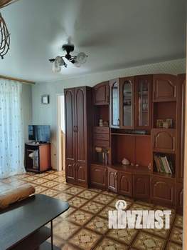 2-к квартира, вторичка, 42м2, 3/5 этаж
