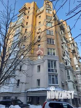 3-к квартира, вторичка, 130м2, 9/9 этаж