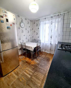 3-к квартира, вторичка, 63м2, 3/10 этаж