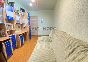 4-к квартира, вторичка, 81м2, 9/9 этаж