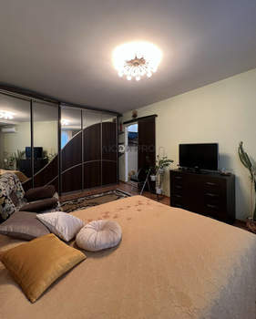 2-к квартира, вторичка, 54м2, 8/9 этаж