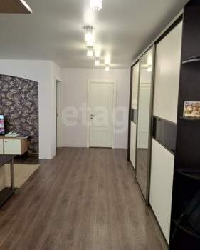 3-к квартира, вторичка, 69м2, 4/10 этаж