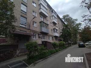 2-к квартира, вторичка, 43м2, 1/5 этаж