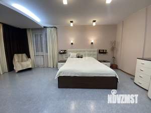 4-к квартира, вторичка, 153м2, 8/10 этаж