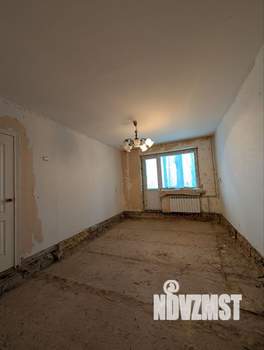 2-к квартира, вторичка, 50м2, 1/10 этаж