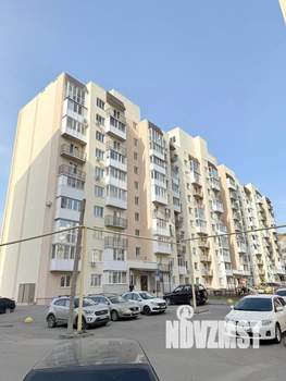 2-к квартира, вторичка, 62м2, 1/10 этаж