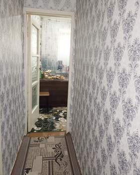 2-к квартира, вторичка, 42м2, 1/5 этаж