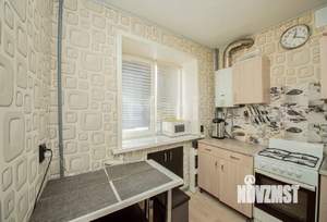 2-к квартира, вторичка, 42м2, 3/5 этаж