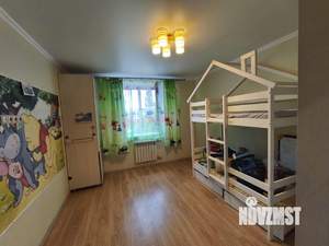 3-к квартира, вторичка, 60м2, 1/6 этаж