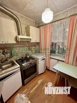 3-к квартира, вторичка, 58м2, 2/5 этаж