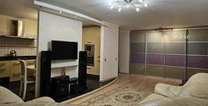 3-к квартира, вторичка, 82м2, 1/10 этаж