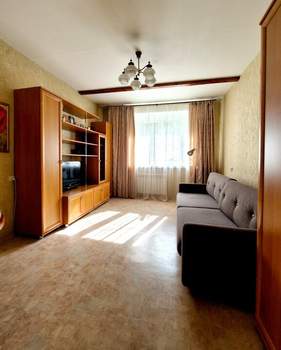 2-к квартира, вторичка, 43м2, 1/10 этаж