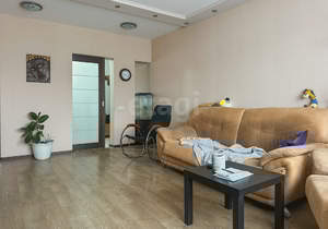 3-к квартира, вторичка, 82м2, 8/10 этаж