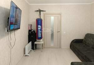 3-к квартира, вторичка, 74м2, 1/6 этаж