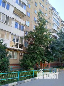 3-к квартира, вторичка, 58м2, 1/9 этаж