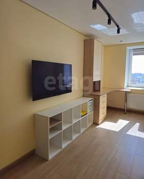 3-к квартира, вторичка, 76м2, 17/17 этаж