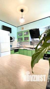 2-к квартира, вторичка, 42м2, 1/5 этаж