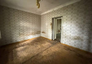 3-к квартира, вторичка, 81м2, 1/3 этаж