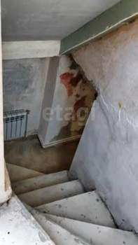 4-к квартира, вторичка, 124м2, 2/1 этаж