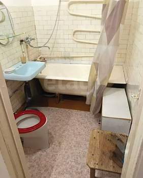 2-к квартира, вторичка, 43м2, 3/4 этаж