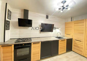 3-к квартира, вторичка, 77м2, 8/10 этаж