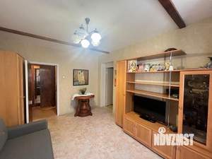 2-к квартира, вторичка, 43м2, 1/10 этаж