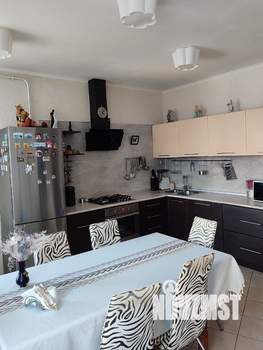 3-к квартира, вторичка, 111м2, 8/8 этаж