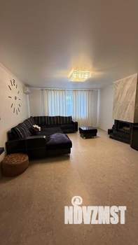 3-к квартира, вторичка, 90м2, 9/9 этаж