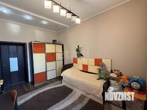 4-к квартира, вторичка, 122м2, 11/13 этаж