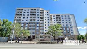 3-к квартира, вторичка, 80м2, 10/10 этаж