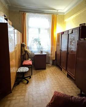 3-к квартира, вторичка, 90м2, 3/5 этаж