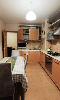 3-к квартира, вторичка, 64м2, 1/9 этаж