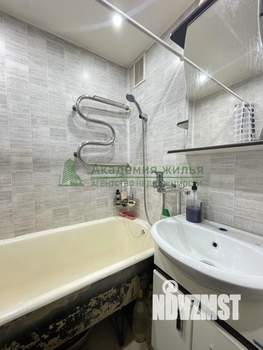 2-к квартира, вторичка, 43м2, 1/9 этаж