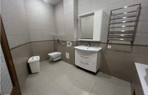 3-к квартира, вторичка, 92м2, 2/4 этаж