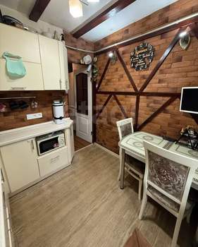 3-к квартира, вторичка, 43м2, 5/5 этаж