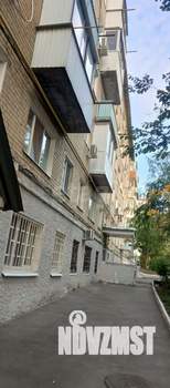 2-к квартира, вторичка, 42м2, 1/5 этаж