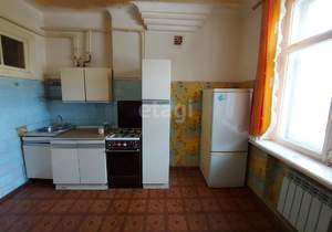 2-к квартира, вторичка, 62м2, 1/4 этаж