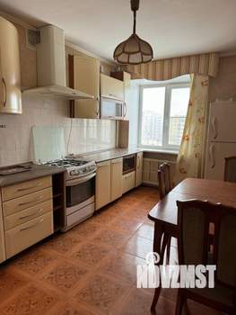 3-к квартира, вторичка, 80м2, 8/10 этаж
