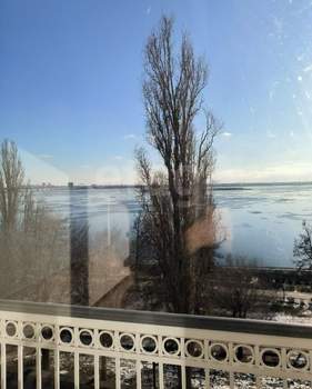 2-к квартира, вторичка, 61м2, 4/5 этаж