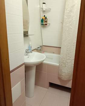 2-к квартира, вторичка, 64м2, 9/10 этаж