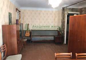 2-к квартира, вторичка, 42м2, 3/5 этаж