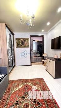 2-к квартира, вторичка, 42м2, 1/5 этаж