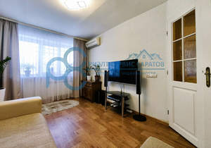 2-к квартира, вторичка, 42м2, 1/5 этаж