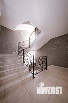 3-к квартира, вторичка, 104м2, 3/8 этаж