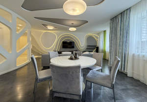 2-к квартира, вторичка, 98м2, 10/10 этаж