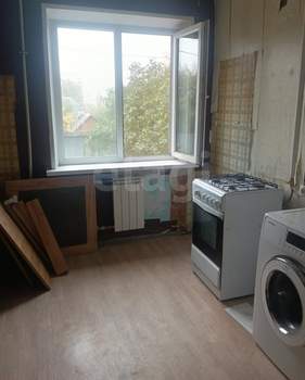 2-к квартира, вторичка, 43м2, 1/9 этаж