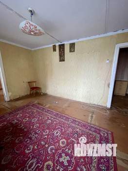 3-к квартира, вторичка, 54м2, 1/9 этаж