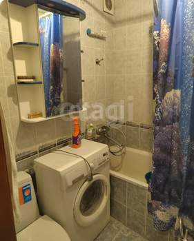 2-к квартира, вторичка, 44м2, 1/5 этаж