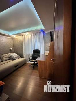 4-к квартира, вторичка, 95м2, 8/10 этаж